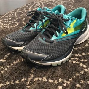 Brooks Launch 4 Running Shoes